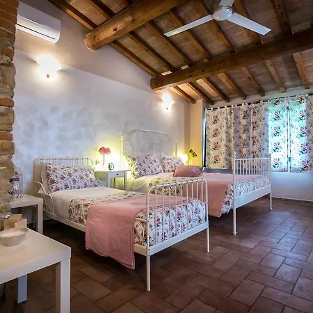 Il Vignolino Country house
